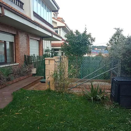 In With A Community Pool * Miengo